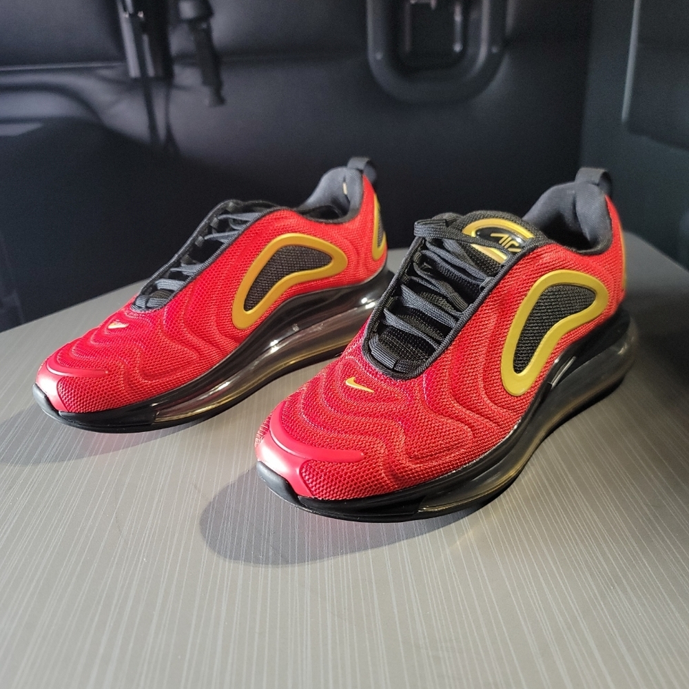 Size 6.5 -‎ Nike Air Max 720 CU4871-600 Red Gold Excellent Pre-Owned Condition